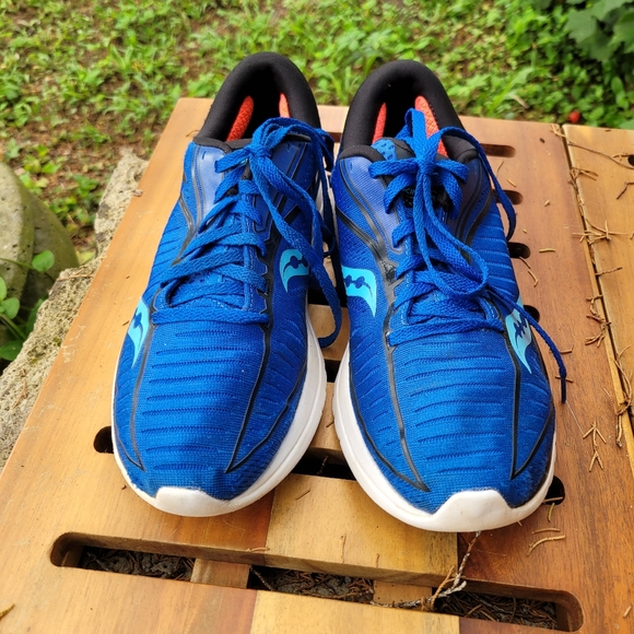 Saucony Kinvara running shoes in EUC. Men's sz 7, women's sz 8.5 - Picture 5 of 14